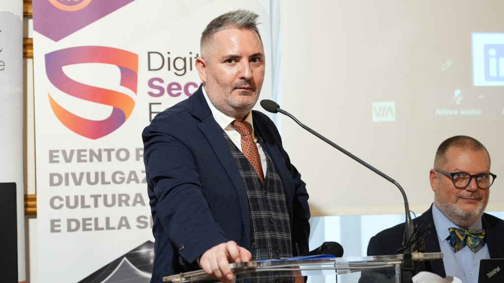Gabriele Gobbo: Esperto digitale, docente, speaker e consulente 20 Gabriele Gobbo: Esperto digitale, docente, speaker e consulente - 20 - Gabriele Gobbo