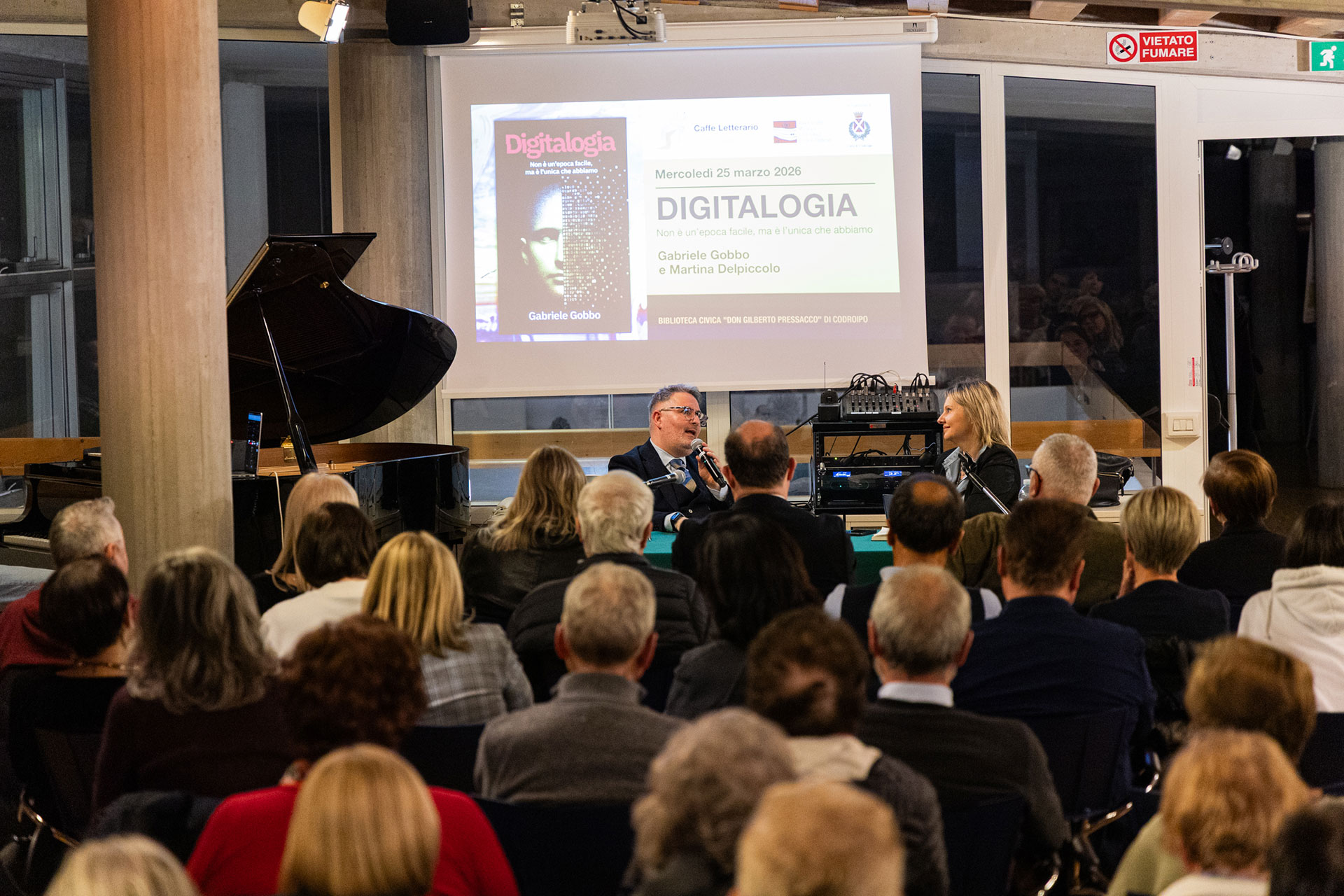 Il Caffè Letterario Codroipese mi ha invitato a presentare Digitalogia - Gabriele Gobbo
